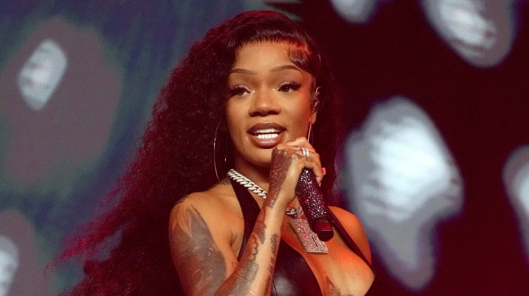 Social Media Calls Out GloRilla After She Shared Spicy Message About Woman, Seaira Austin, Going Viral For Botched Makeup Job (PHOTOS)