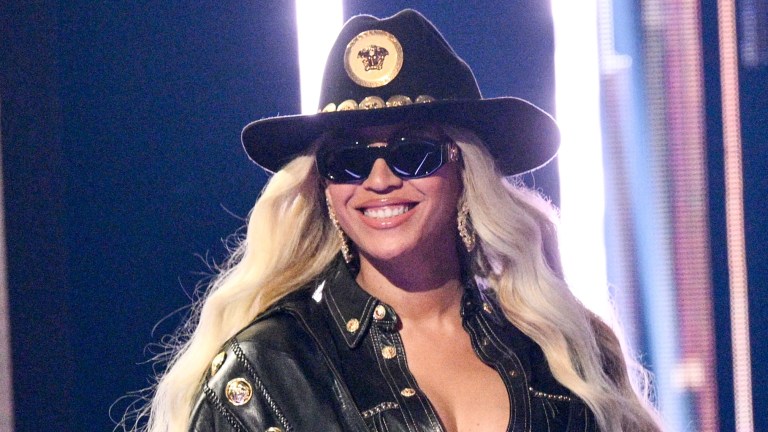 ATE Down! Never-Before-Seen Pics Of Beyoncé From 'Cowboy Carter' Lookbook Throws Social Media Into A Frenzy (PHOTOS)