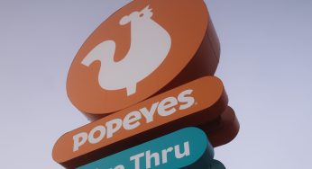 Play Too Much! Popeyes Steps In After Woman Jokes About An Employee “Flirting” With Her Man (VIDEO)