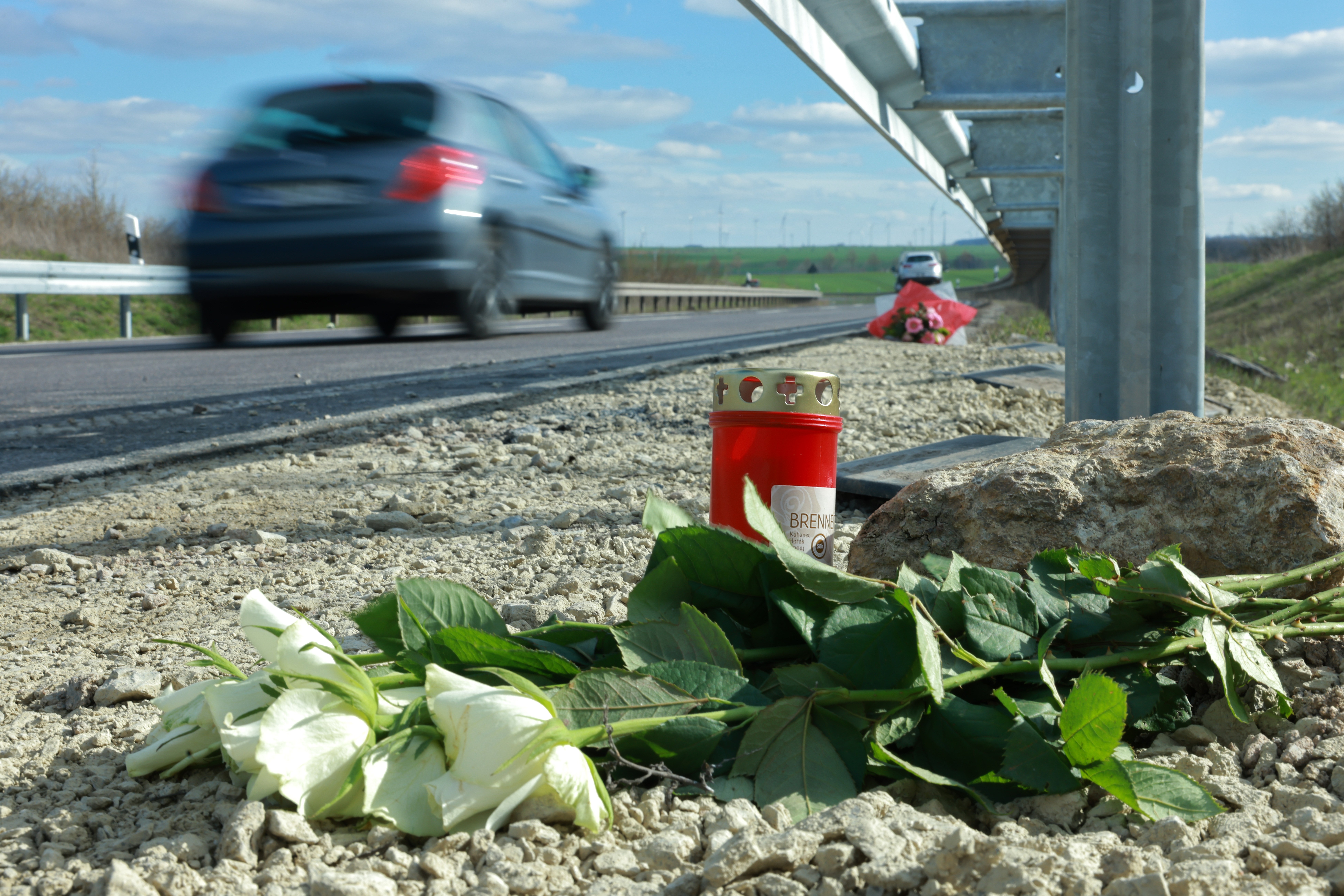 3 Women Die In Crash After Sharing Video From Speeding Car