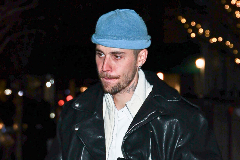 Justin Bieber Goes OFF In Viral Clip As He Confronts Paparazzi For Harassing Him At The Beach