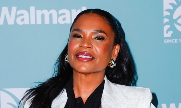 Nia Long Social Media Reactions Sharing Messages Side Chicks Men Midlife Crisis
