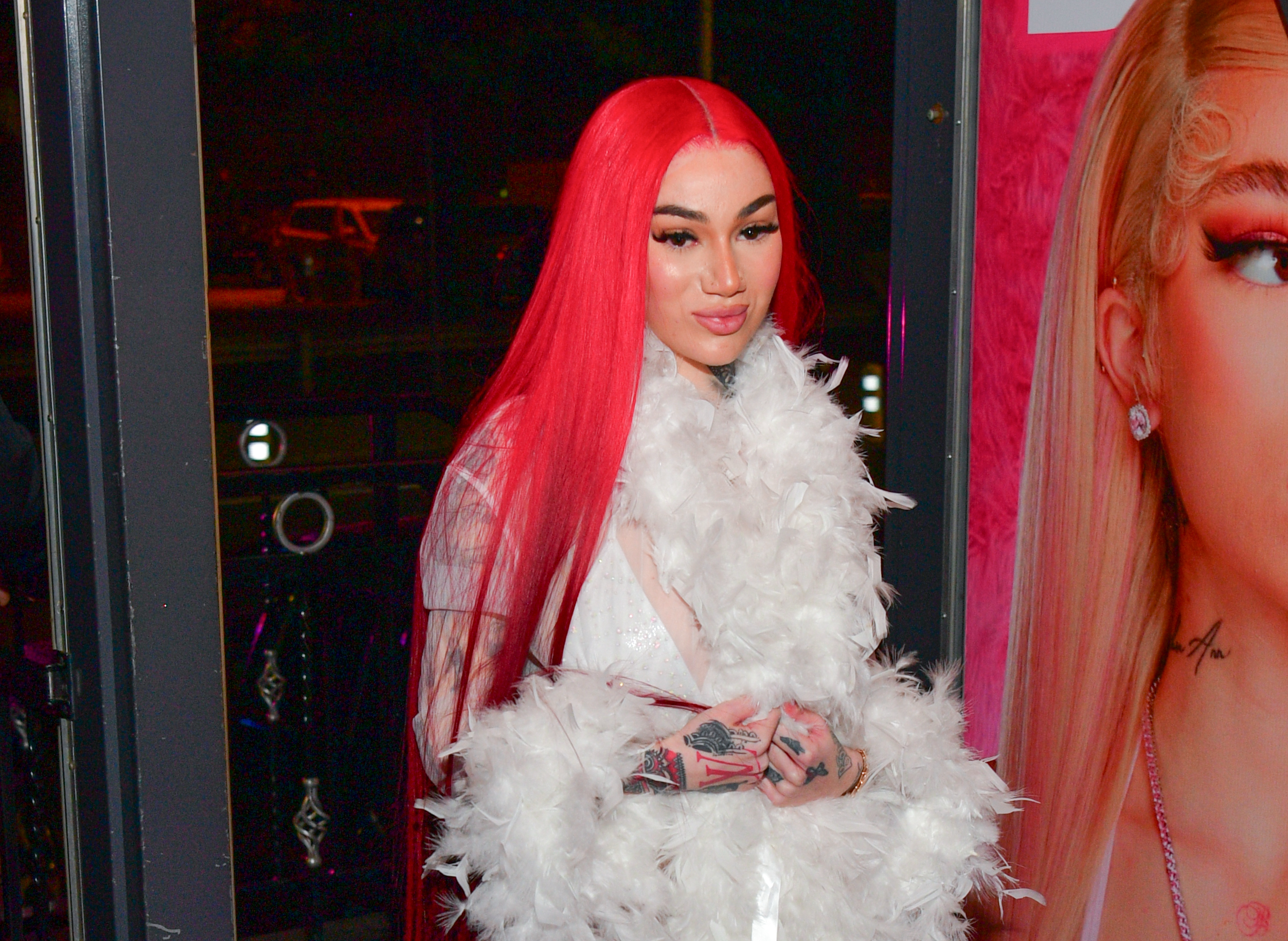 Bhad Bhabie Shuts Down Pregnancy Question Amid Weight Gain(02)
