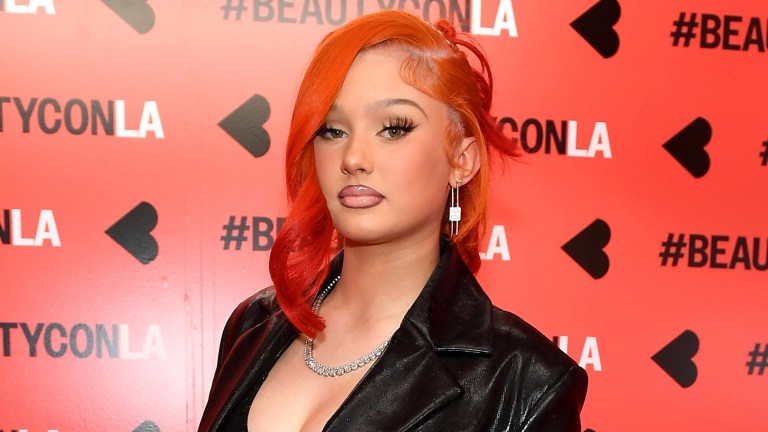 Dropped A BIG Bag! Alabama Barker Is Turnin' Heads After Showing Her Lavish Birthday & Christmas Gifts (WATCH)