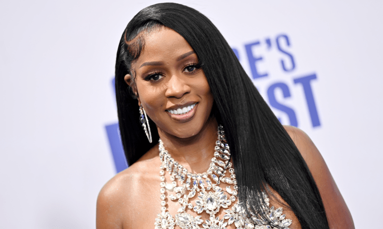 Remy Ma Shuts Down Timelines After Flaunting Curves In Fiery Bikini & Icy Temps