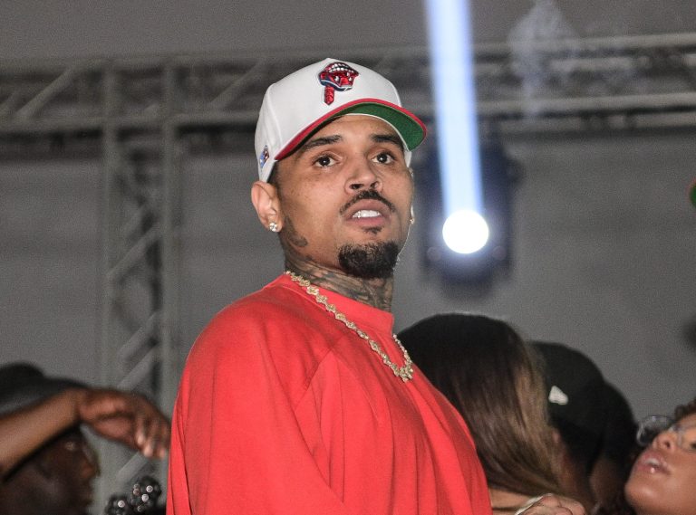 Chris Brown Reacts After TikToker Blasts Diamond Brown For Airing Out Their Co-Parenting Issues & Feuding With Jada Wallace Online