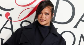 It’s Happening? Fans Think Rihanna’s Album Might Be Coming Soon After She Teased Studio Session Clips (WATCH)