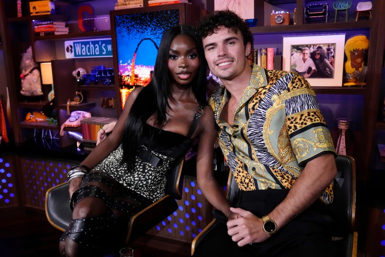Outside?! Olandria Carthen And Nic Vansteenberghe Go Viral After Night Out At The Club (VIDEOS)