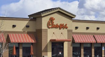 Prayers Up! Fatal Shooting At Chick-fil-A In New Jersey Reportedly Leaves One Dead & Several Injured (VIDEO)