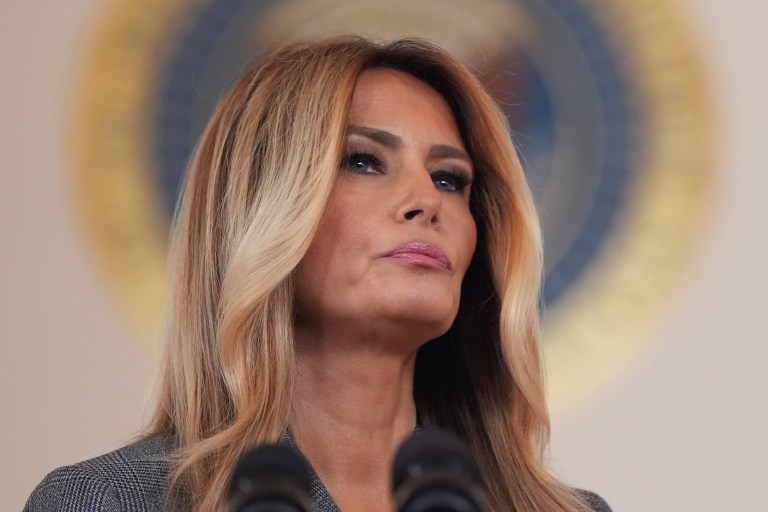 From Iran Back To Epstein? Melania Trump Randomly Denies Jeffrey Epstein Ties Or Knowledge Of Crimes (WATCH)