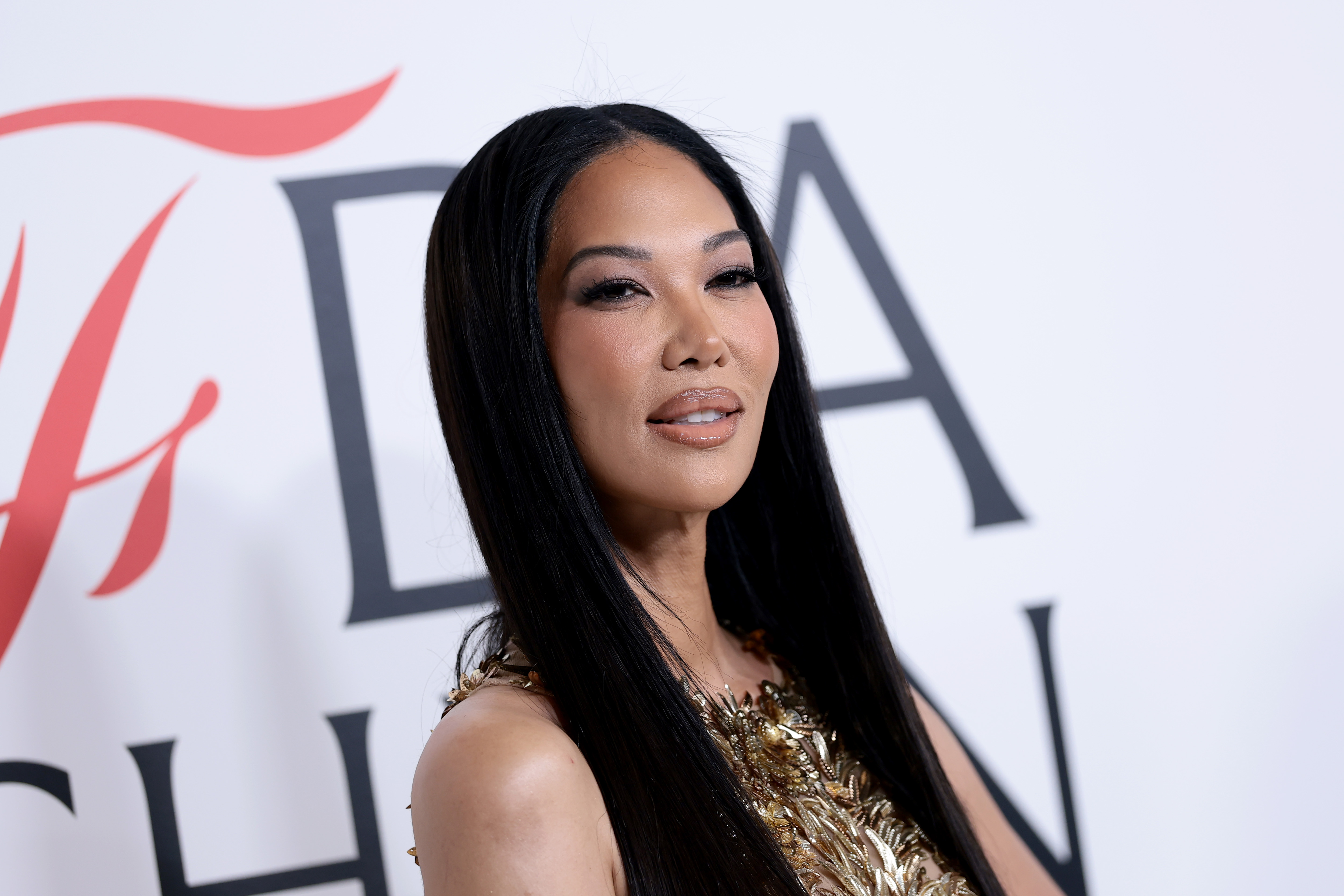 Goodbye? Kimora Lee Simmons’ Husband Reportedly Files For Divorce Amid Serving Prison Sentence (VIDEO)