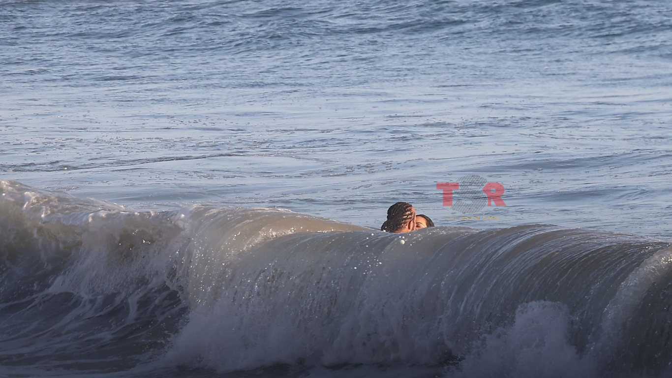 Kim K New Boyfried Lewis Kissing Beach DAte