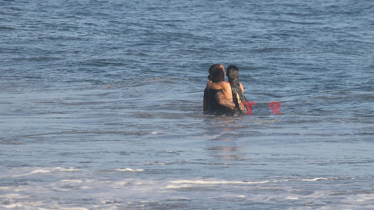 Lewis Hamilton Spotted Kissing & Cozying Up&nbsp;During Beachside Date (EXCLUSIVE PHOTOS)