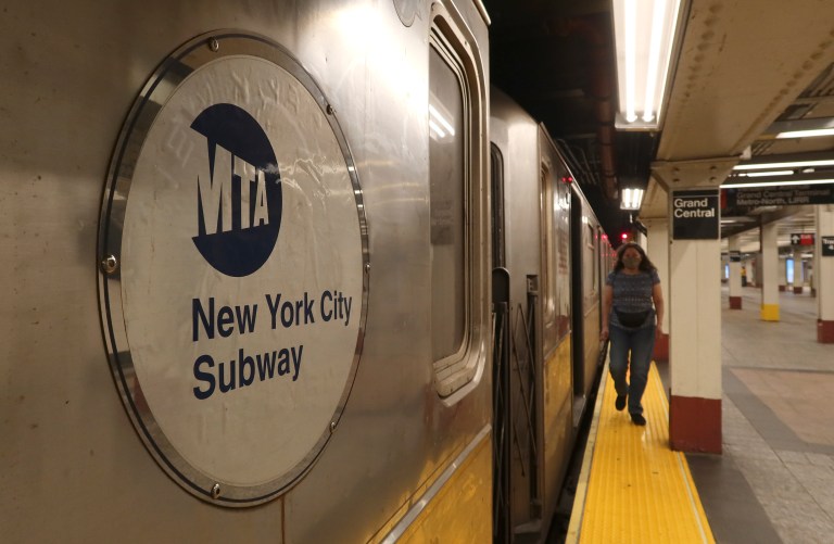 Prayers Up! Machete Attack At NYC's Grand Central Leaves 3 Stabbed, Suspect Killed By Police (VIDEO)