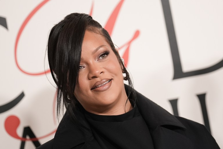 Fresh Ink! Rihanna Debuts Sweet New Tattoo Designed By Her Babies & Folks Can't Look Away (VIDEO)