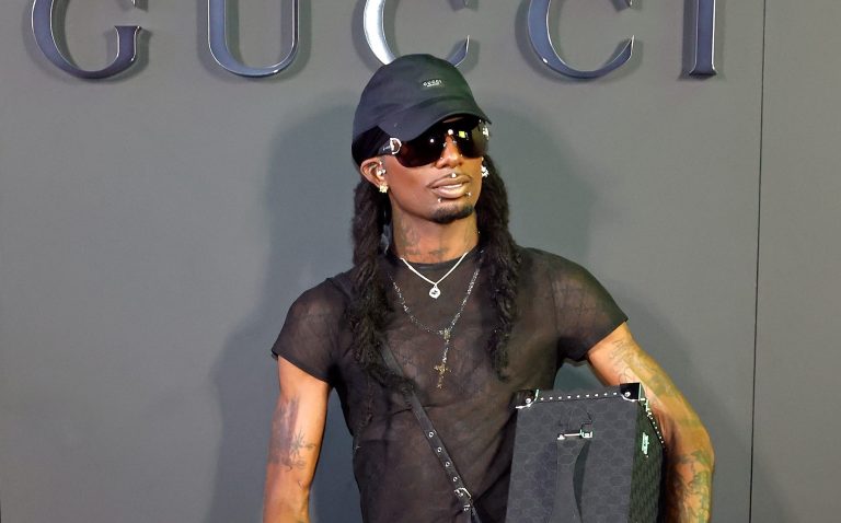What’s Tea?! Social Media Users Are Asking Questions After Playboi Carti Pops Out With New Lady At Gucci Event (WATCH) What's Tea?! Social Media Users Are Asking Questions After Playboi Carti Pops Out With New Lady At Gucci Event (WATCH)