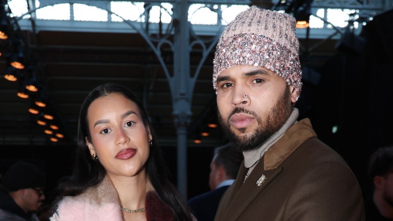 Awww! Internet Users Are Talkin' About Chris Brown's Affection Toward Jada Wallace Following Clip Of Them At Ray J's Boxing Match (WATCH)