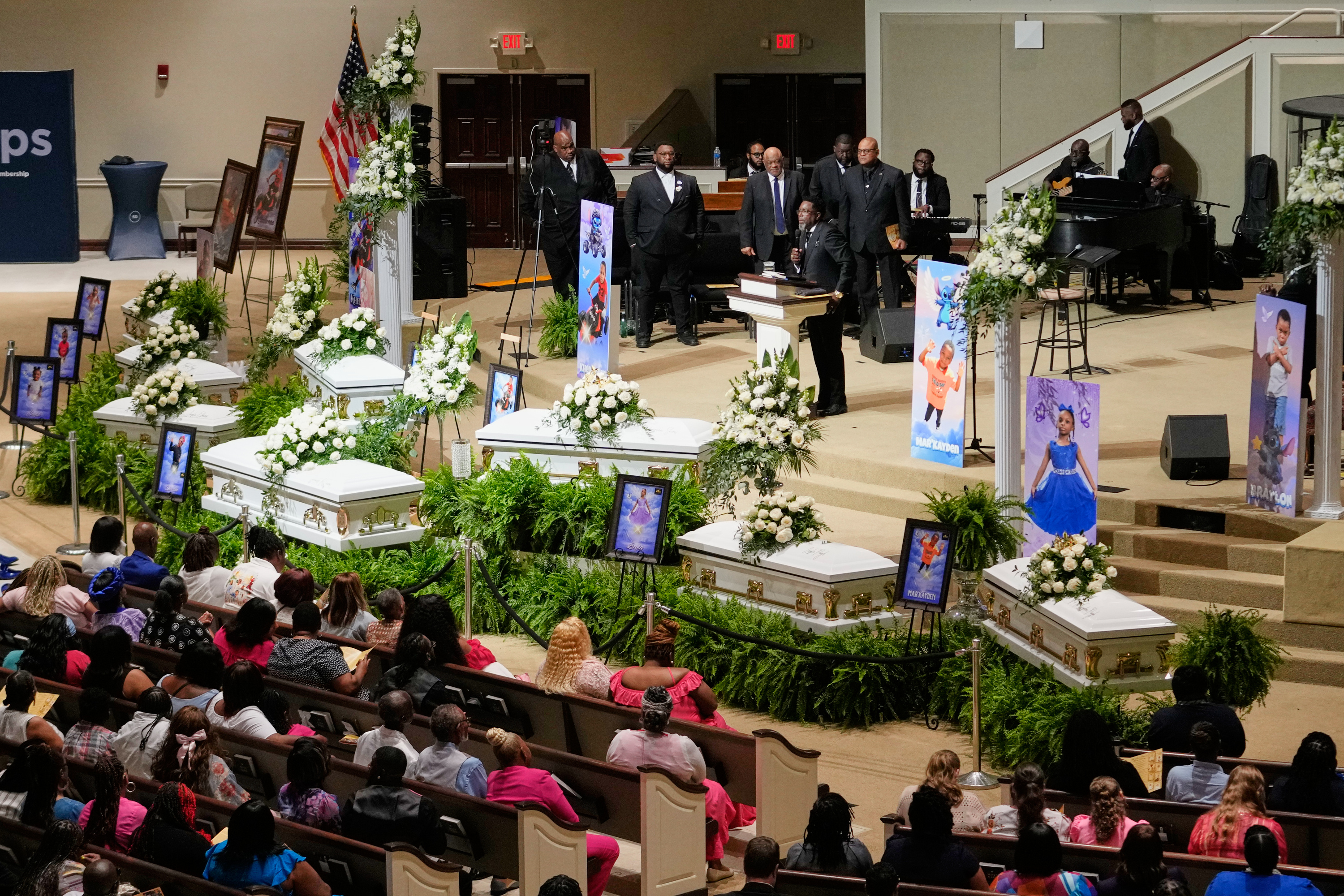 Prayers Up! Heartbreaking Photos Show Funeral Of 8 Children Killed In Louisiana Mass Shooting (UPDATE)