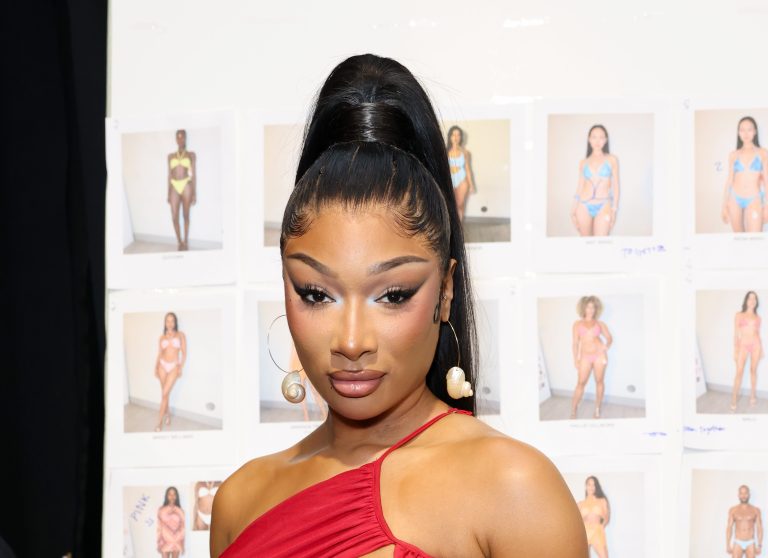 Megan Thee Stallion Gags Fans After Popping Out With Fresh NEW Look