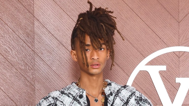 You Good? Eyebrow-Raising Photo Of Jaden Smith Has Internet Users TURNIN’ Their Heads You Good? Eyebrow-Raising Photo Of Jaden Smith Has Internet Users TURNIN' Their Heads