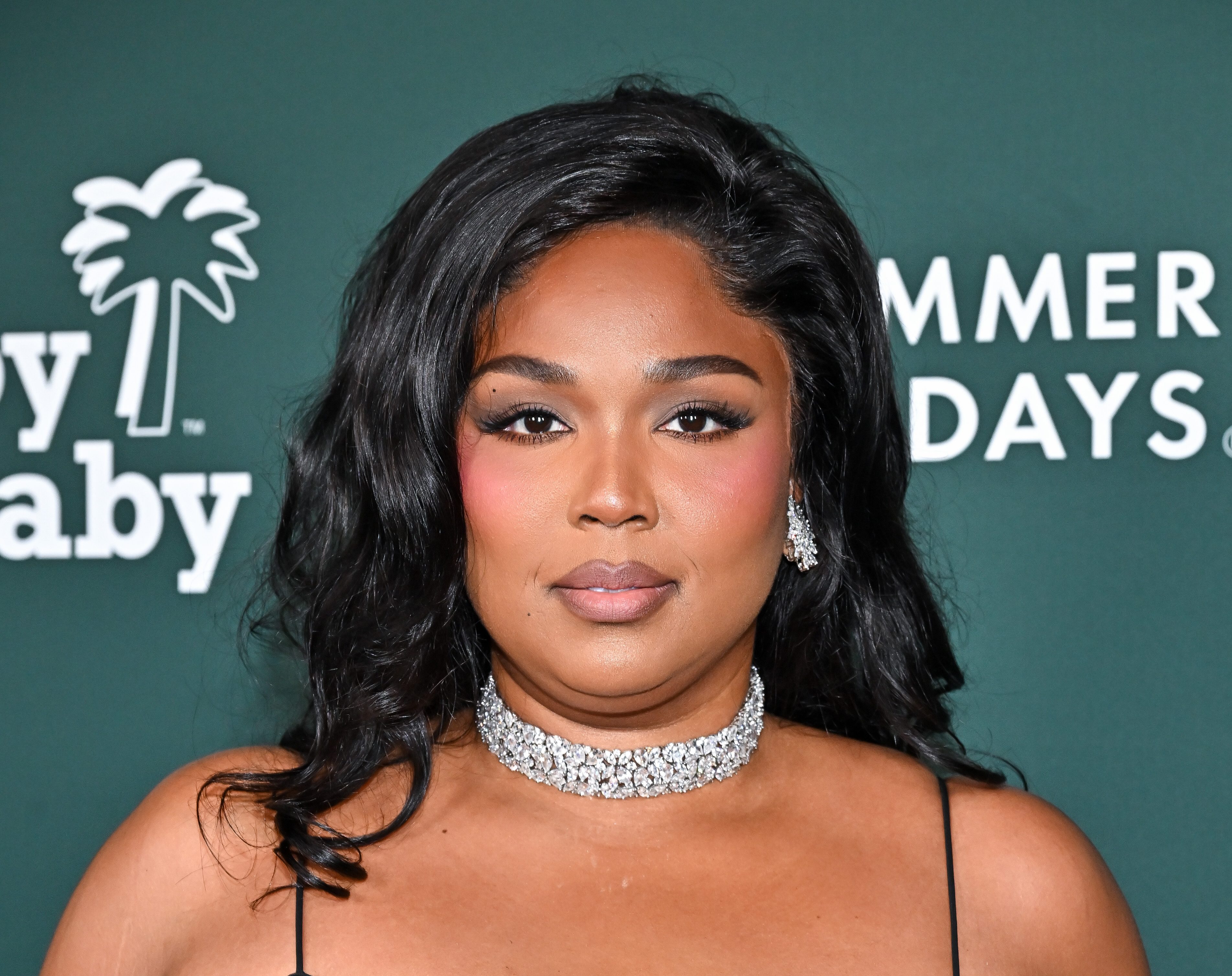 Lizzo’s ‘Love Island USA’ Elimination Take Sparks Debate As Fans Rally Behind Melanie (VIDEO)