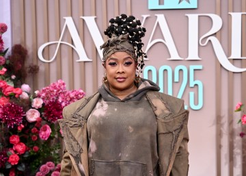 Hol' Up! Da Brat Shows Off New Look In Viral Clip As Fans Replay It On Sight (VIDEO)