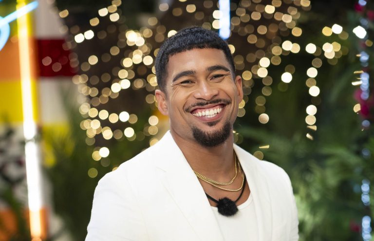 Sean Reifel Breaks His Silence After ‘Love Island USA’ Elimination While His Sister’s Reaction Goes Viral (PHOTO + VIDEO) Not My Man! Sean Reifel Speaks Out After 'Love Island USA' Exit As Sister Breaks Silence (PHOTO)