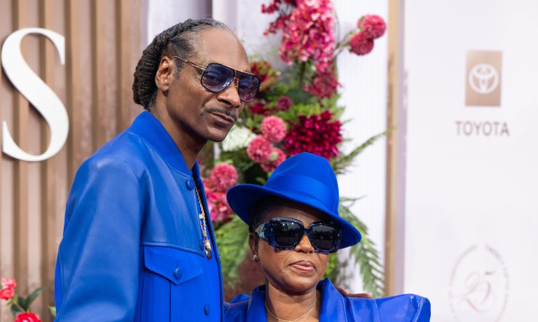 Snoop Dogg’s Wife Claps Back After Social Media Users Mention Him In Response To Video With Her Dance Partner (WATCH) Snoop Dogg Wife Shante Broadus React To Dance Video Criticism