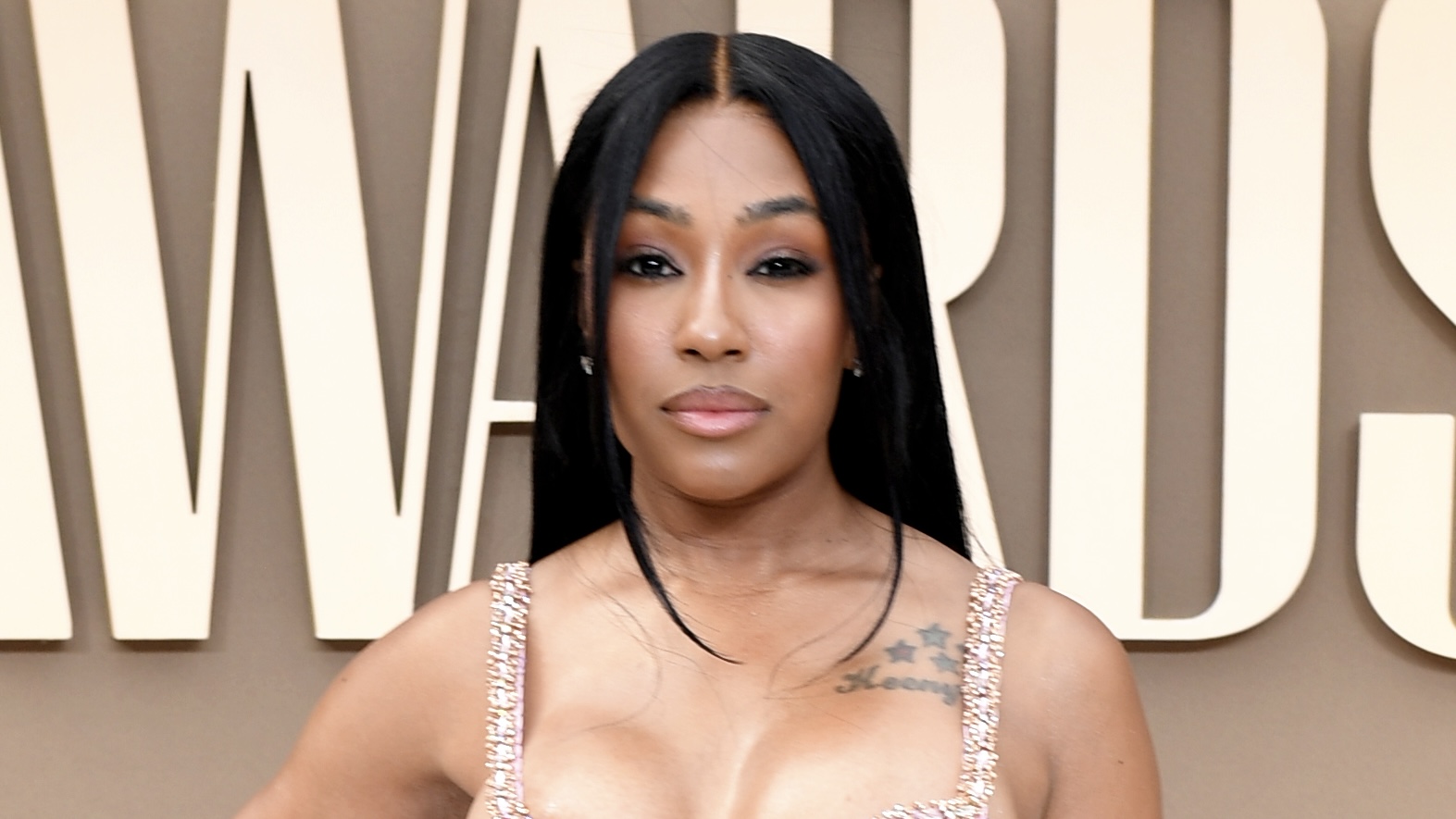 Whew! Social Media Users Are Goin’ IN On Yung Miami’s Look At 2026 BET Awards (PHOTOS)
