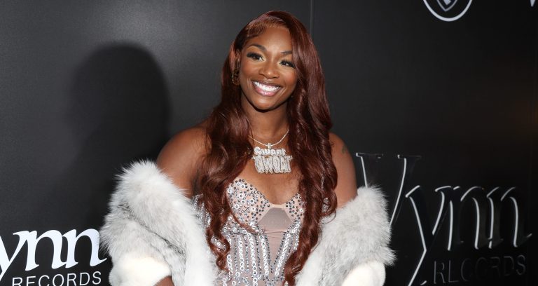 Claressa Shields Corrects Interviewer After Question About Being In A Relationship With “Somebody’s Husband” (VIDEO) Claressa Shields Reacts Question Relationship Remy Ma Husband Papoose Video