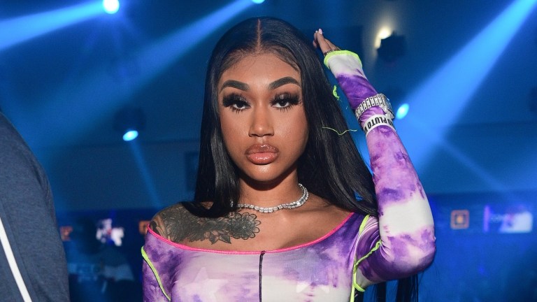 Bumpin’ & Glowin’! Jania Meshell Shows Off Her Growing Baby Bump (VIDEO) Bumpin' & Glowin'! Jania Meshell Shows Off Her Growing Baby Bump (VIDEO)
