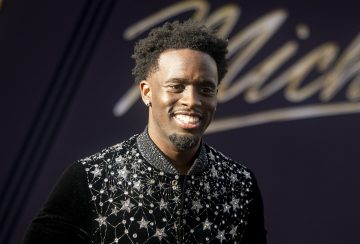 Kai Cenat Pops Out With Fresh NEW Look & The Internet Can't Get Enough