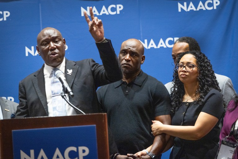 Nolan Wells’ Parents And Ben Crump Respond To Warren Hudson & Tracestin Shepherd’s Claims In New Interview (VIDEO) Nolan Wells’ Parents And Ben Crump Respond To Warren Hudson & Tracestin Shepherd's Claims In New Interview (VIDEO)