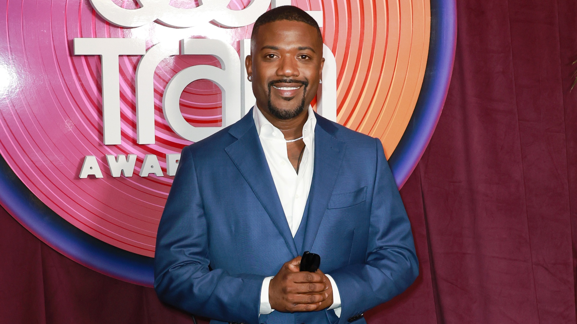 In Tears! Victoria “BroRilla” Woods Has The Internet Rolling With Her Ray J ‘One Wish’ Impression (VIDEO)
