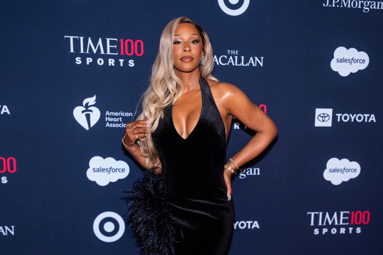 Sheesh! Savannah James’ New Photos Have The Internet Going Up & Reminding LeBron He’s Blessed (PHOTOS) Sheesh! Savannah James’ New Photos Have The Internet Going Up & Reminding LeBron He’s Blessed (PHOTOS)