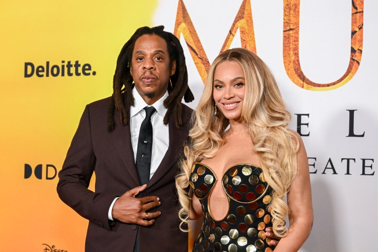 Yikes! Beyoncé & Jay-Z’s House Damaged After Driver Crashes Gates, Officials Explain What Happened Yikes! Beyoncé & Jay-Z’s House Damaged After Driver Crashes Gates, Officials Explain What Happened Keith Jonathan Webster
