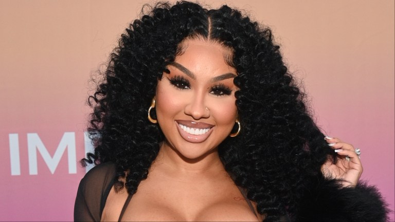 Ariana Ari Fletcher denies bullied teeth redone veneers fan claim