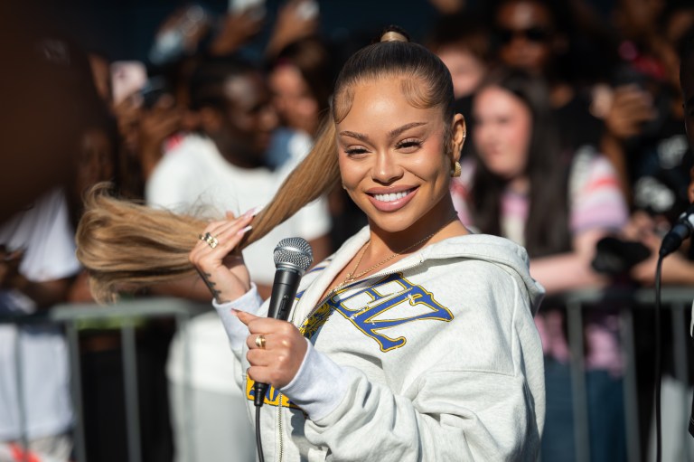 Big Mama Unbothered? Latto Flexes Her Face Card After Charleston White Reacts To Her Viral Clapback (VIDEOS) Latto Flexes Her Face Card After Charleston White Reacts To Her Viral Clapback
