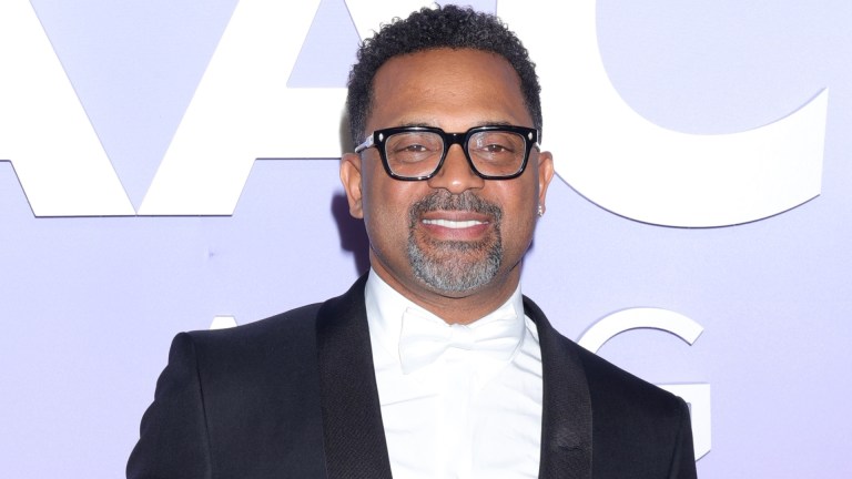 Daddy Duties! Mike Epps Inspires Fans After Sharing Adorable Family Vacation Footage (VIDEO) Mike Epps family vacation video footage fans camping Jackson Hole Wyoming