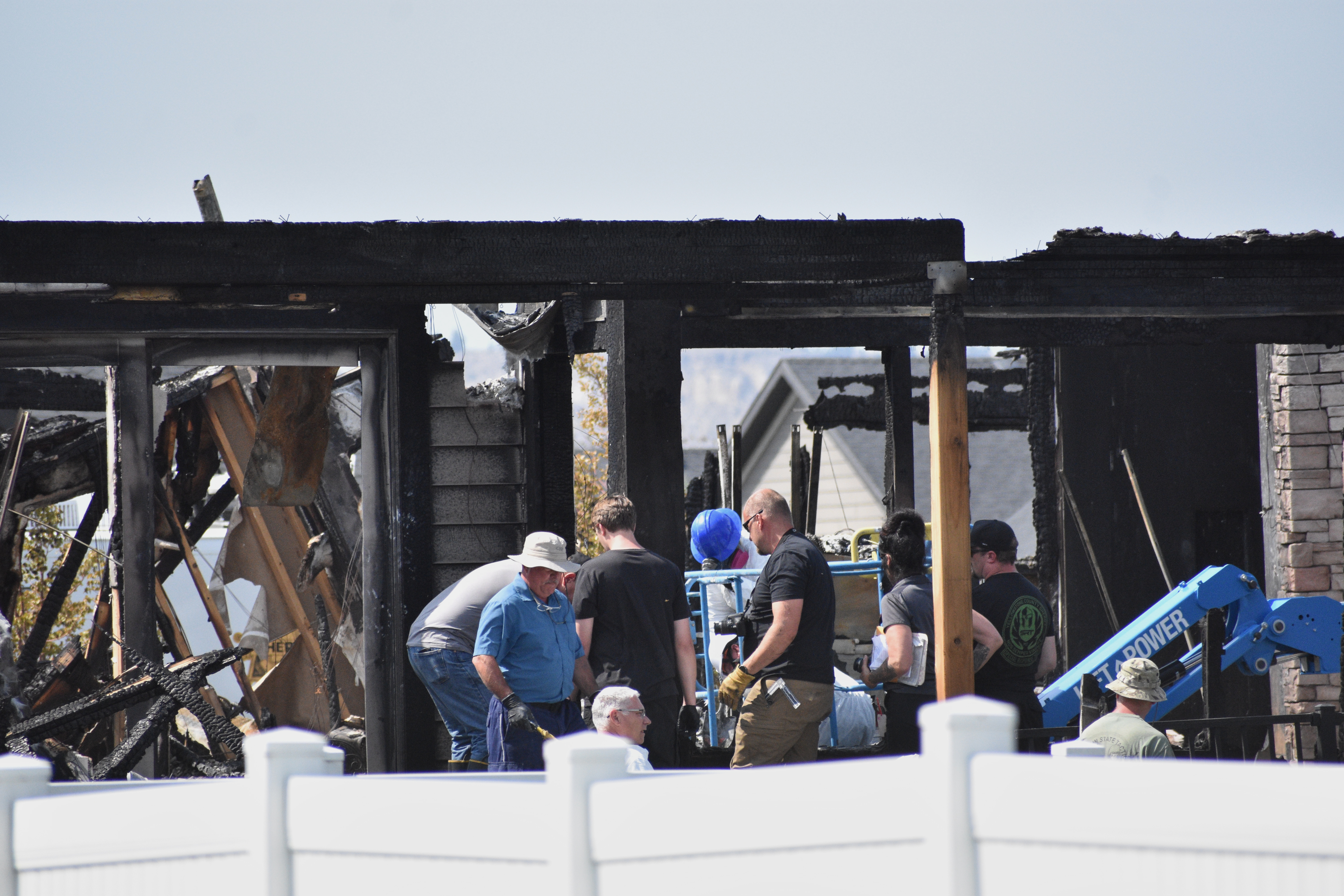 Prayers Up! Montana Man Kills 8 Relatives, Including 4 Kids, At Sunday Dinner Before Setting Home On Fire