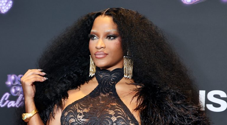 Royal Reveal! Joseline Hernandez Breaks The Internet With Maternity Shoot As Fans Can’t Stop Talking About Bonnie Bella (PHOTOS) Royal Reveal! Joseline Hernandez Breaks The Internet With Maternity Shoot As Fans Can’t Stop Talking About Bonnie Bella (PHOTO)