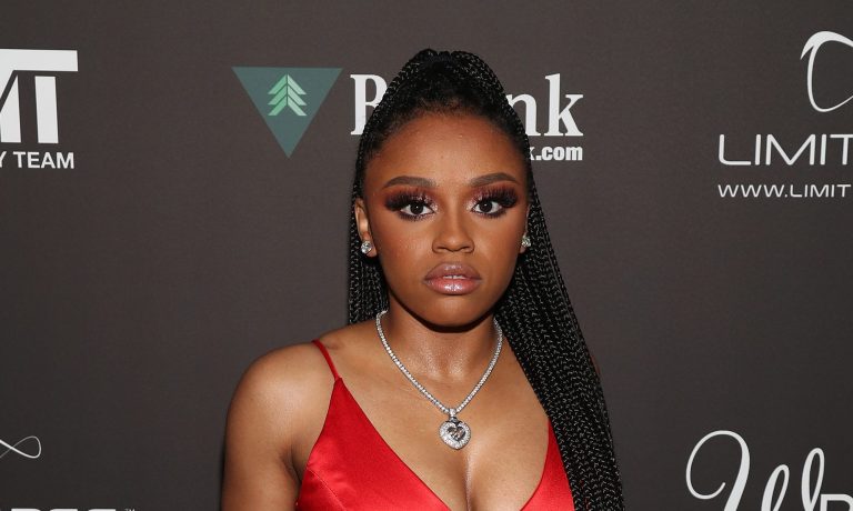 Yikes! Podcaster Jaleec Pino Speaks Out After Video Shows Her Confronting & Hitting Yaya Mayweather (WATCH) Yaya Mayweather Podcaster Jaleec Pino Speaks Out Video Shows Confrontation Physical Fight