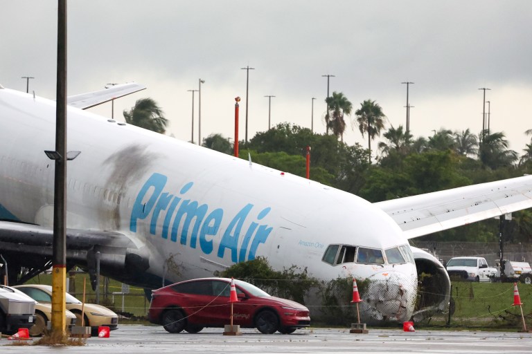 Prayers Up! 5 People Killed In Amazon Cargo Jet Crash In Miami Were Inside A Van (UPDATE) People Killed In Amazon Cargo Jet Crash In Miami Were Inside A Van Plane Cleaners UPDATE