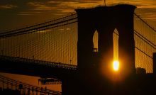 Knife-wielding man on Brooklyn Bridge cables fatally shot after ignoring orders to drop weapon