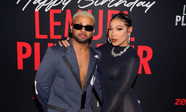 Prayers Up! Raz-B & Mona Li Thornton’s Infant Son Astro Unexpectedly Passes Away (Exclusive) Prayers Up! Raz-B & Mona Li Thornton's Infant Son Astro Unexpectedly Passes Away