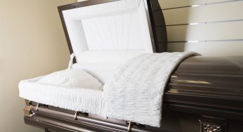 Detroit Family Horrified After Discovering Wrong Body In Casket Following Alleged Mix-Up At Funeral Home (VIDEO)