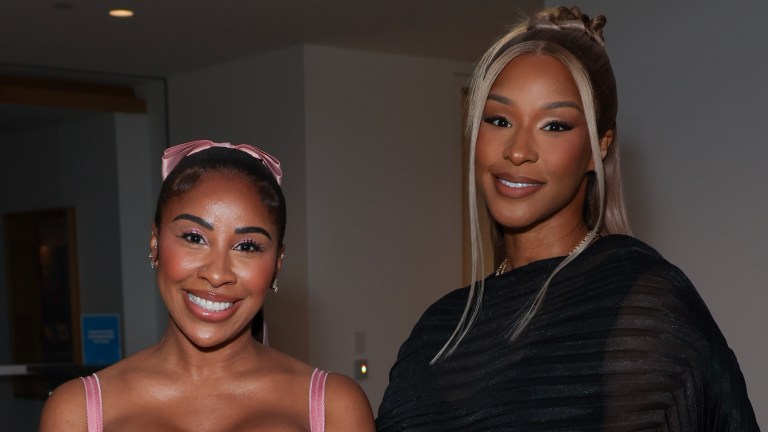 Social Media Goes OFF After Savannah James’ Bestie Says She Flies Business Class While Savannah Flies First Class On Their Trips Social Media Goes OFF After Savannah James' Bestie April McDaniel Says She'll Fly Business Class While Savannah Flies First Class On Their Trips
