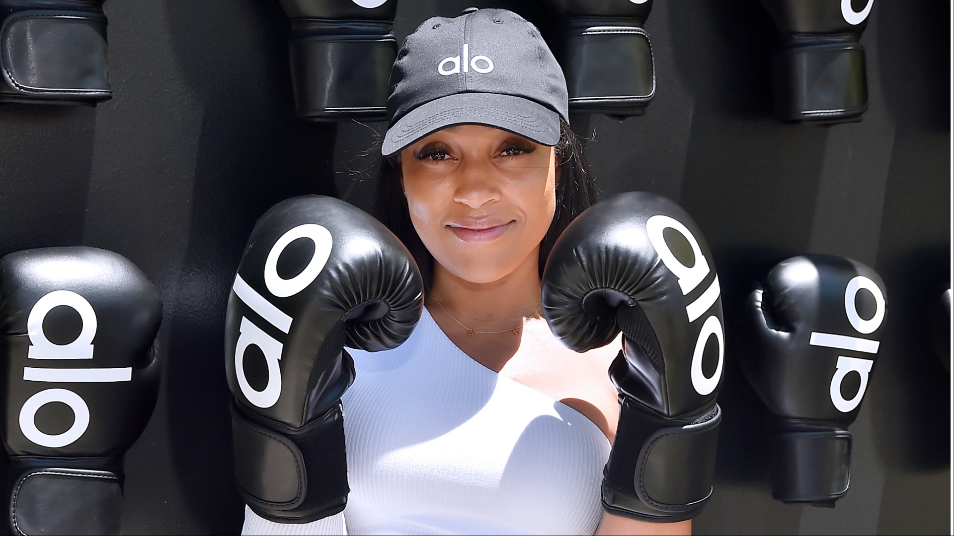 Aht! Aht! Joie Chavis Has Fans Telling Her To Chill Out After Admitting She’s Considering A Tummy Tuck (VIDEO)