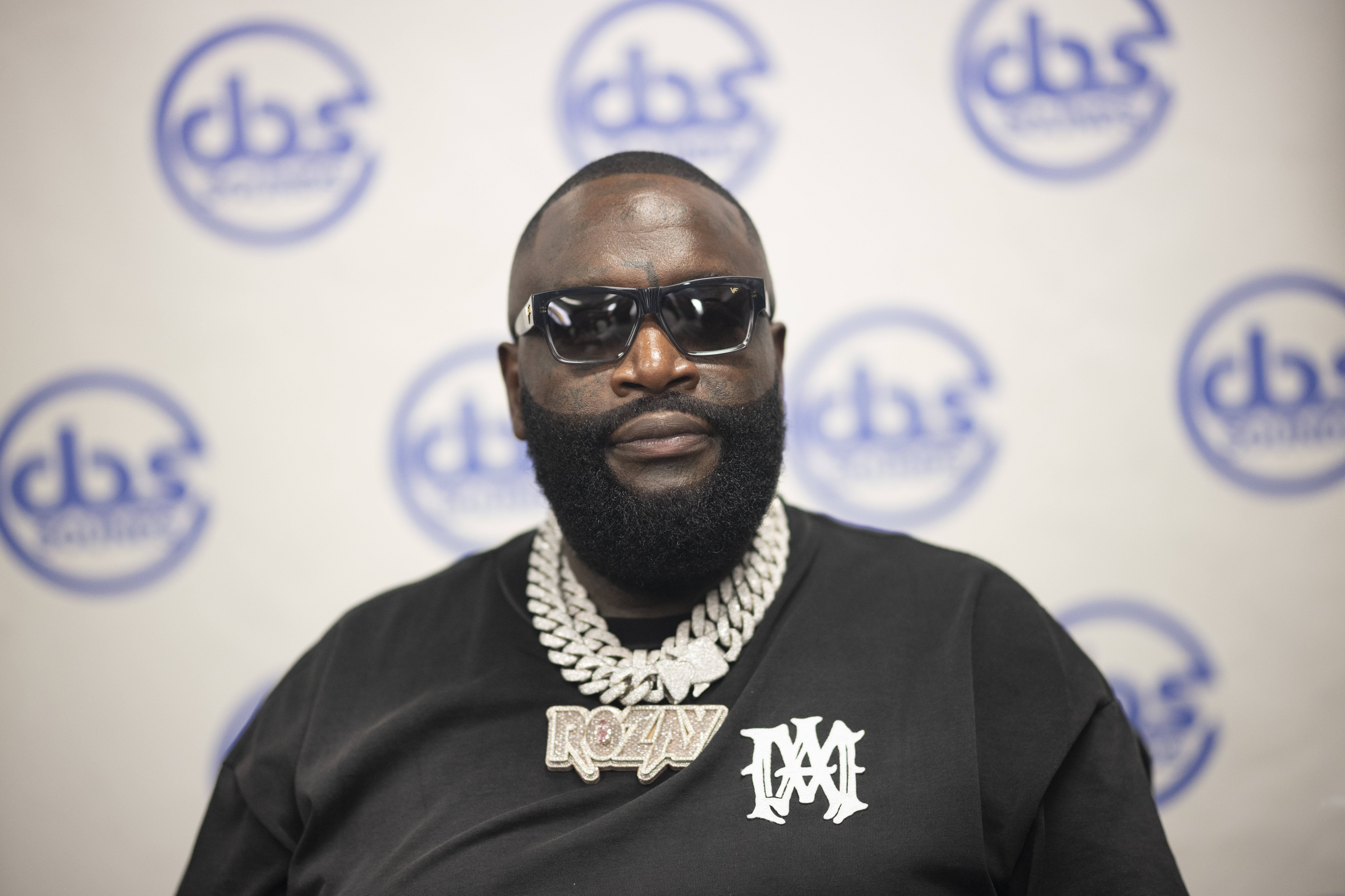 Miami, He Outside? Video Shows Mystery Woman Flaunting A Night Out With Rick Ross & Fans Are Mentioning Tia Kemp (WATCH)