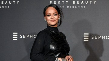 Rihanna Fenty Beauty video splits twerking fans